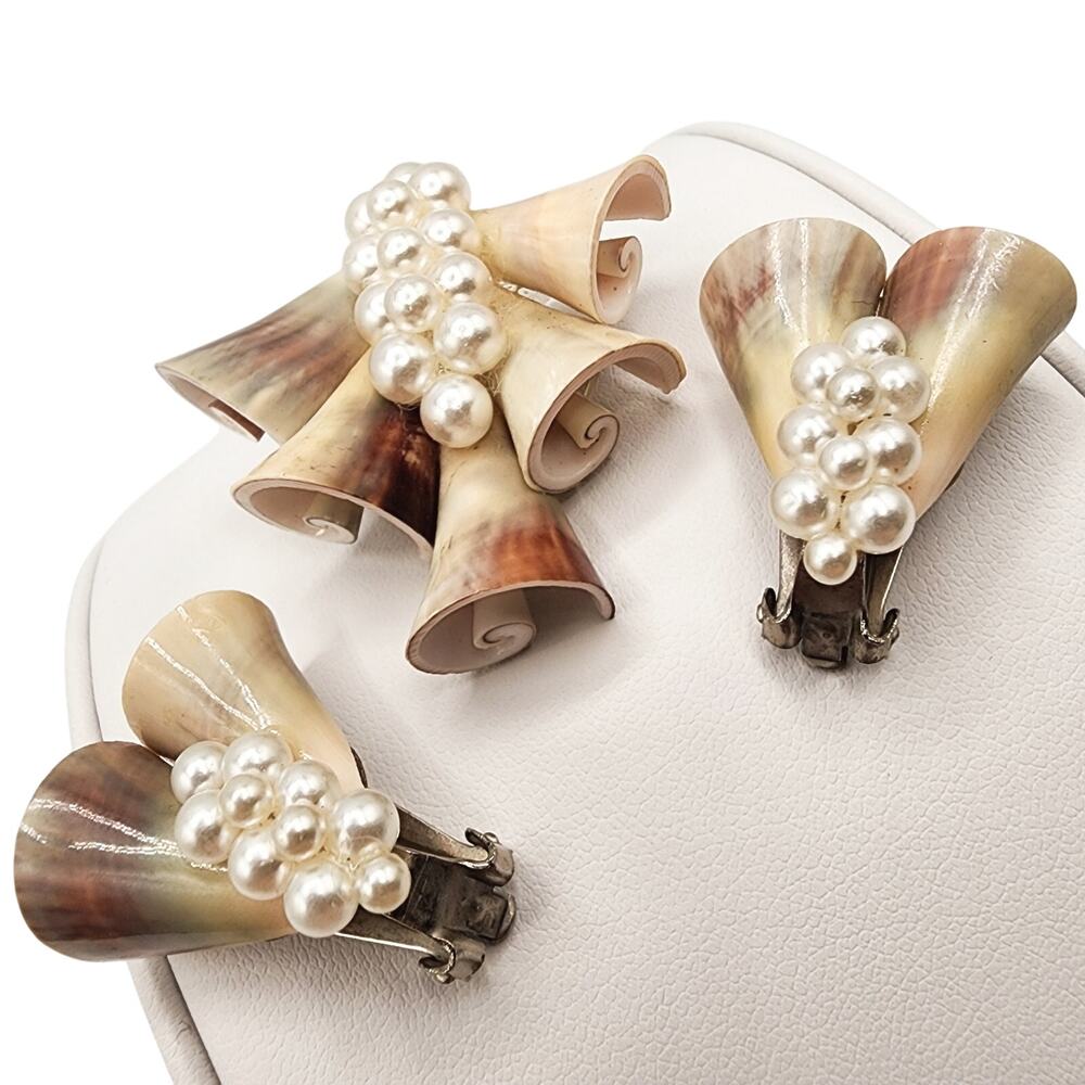 Vintage Shell Pearl Brooch Earrings Set Mid Century Beach Bride Statement Kitsch